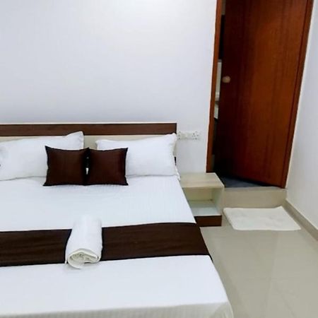 Tharavad Residency Hotel Iritti Екстериор снимка